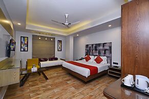 Staybook Hotel Nitya Maharani