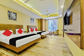 Staybook Hotel Nitya Maharani