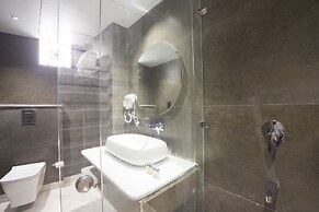 Staybook Hotel Nitya Maharani