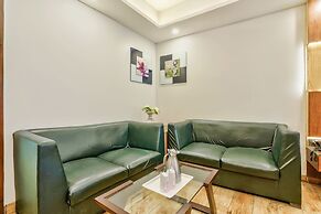 Staybook Hotel Nitya Maharani