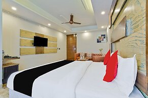 Staybook Hotel Nitya Maharani