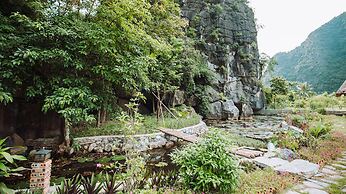 Trang An Valley Bungalow