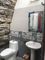 Trang An Valley Bungalow