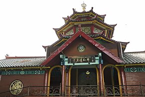 Palm Park Hotel Surabaya