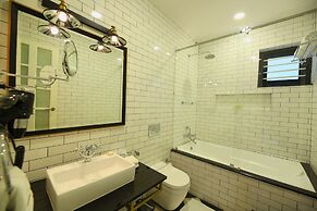 Alpha Old Court House