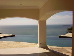 Luxury Beach Apartments