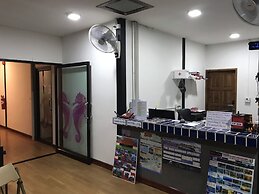 Seahorse Lipe Hostel