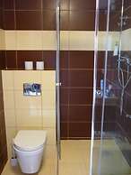 Folks Village Plowce House