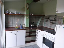 Folks Village Plowce House