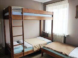 Folks Village Plowce House