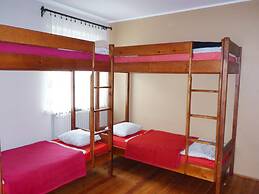 Folks Village Plowce House