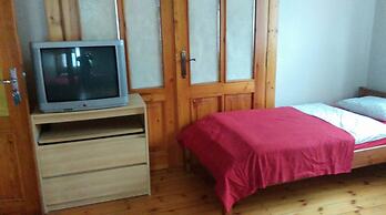 Folks Village Plowce House