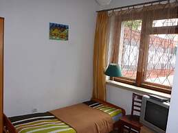 Folks Village Plowce House