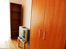 Folks Village Plowce House