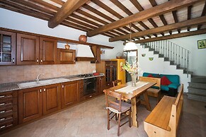 Agriturismo Borgo Podernovo