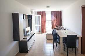 Guest Apartments Salena in Saint George Complex