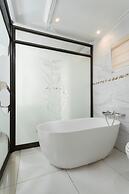 SelaMod Village guest House