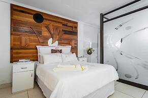 SelaMod Village guest House