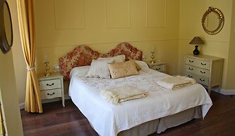 La Casa Azul B&B   Apartments