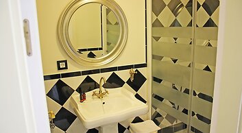 La Casa Azul B&B   Apartments