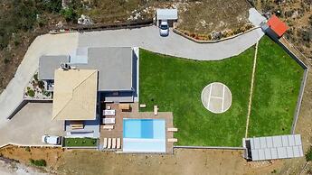 Villa Kedria with a panoramic ocean view