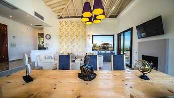 Villa Kedria with a panoramic ocean view