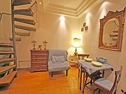 Travel & Stay - Pianellari