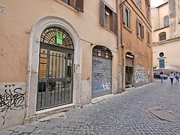 Travel & Stay - Pianellari