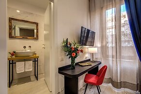 Little Queen Pantheon Residence