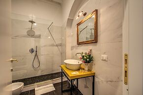 Little Queen Pantheon Residence