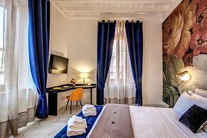 Little Queen Pantheon Residence