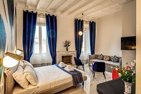 Little Queen Pantheon Residence