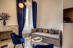 Little Queen Pantheon Residence