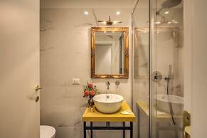 Little Queen Pantheon Residence