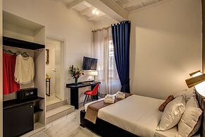 Little Queen Pantheon Residence