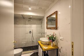 Little Queen Pantheon Residence