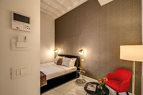 Little Queen Pantheon Residence