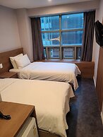 Calistar Hotel