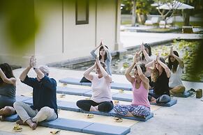 REVĪVŌ Wellness Resort Nusa Dua Bali