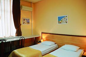 Lefortovskiy Most Hotel