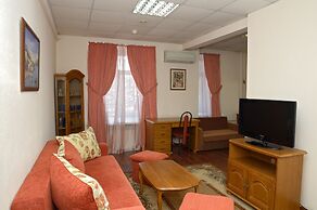 Lefortovskiy Most Hotel