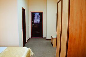 Lefortovskiy Most Hotel