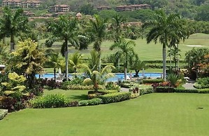 Los Sueños Condo