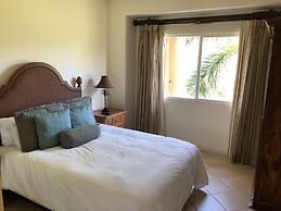 Los Sueños Condo