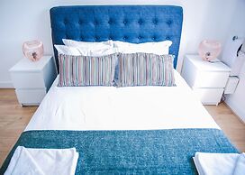 Riverside 2 Bed Apartment