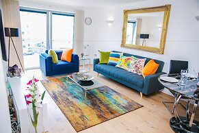 Riverside 2 Bed Apartment