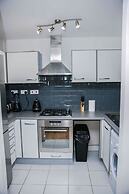 Riverside 2 Bed Apartment