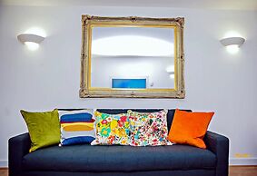 Riverside 2 Bed Apartment