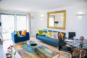 Riverside 2 Bed Apartment