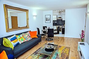 Riverside 2 Bed Apartment